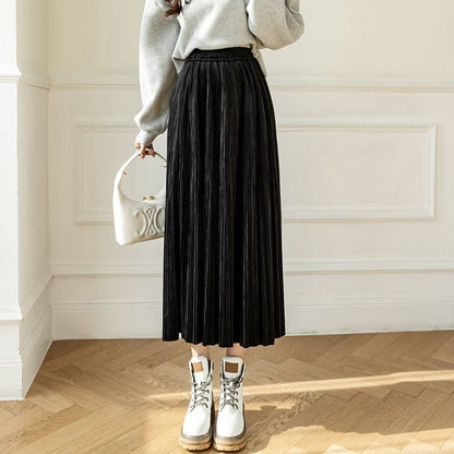 High-waisted long pleated skirt 