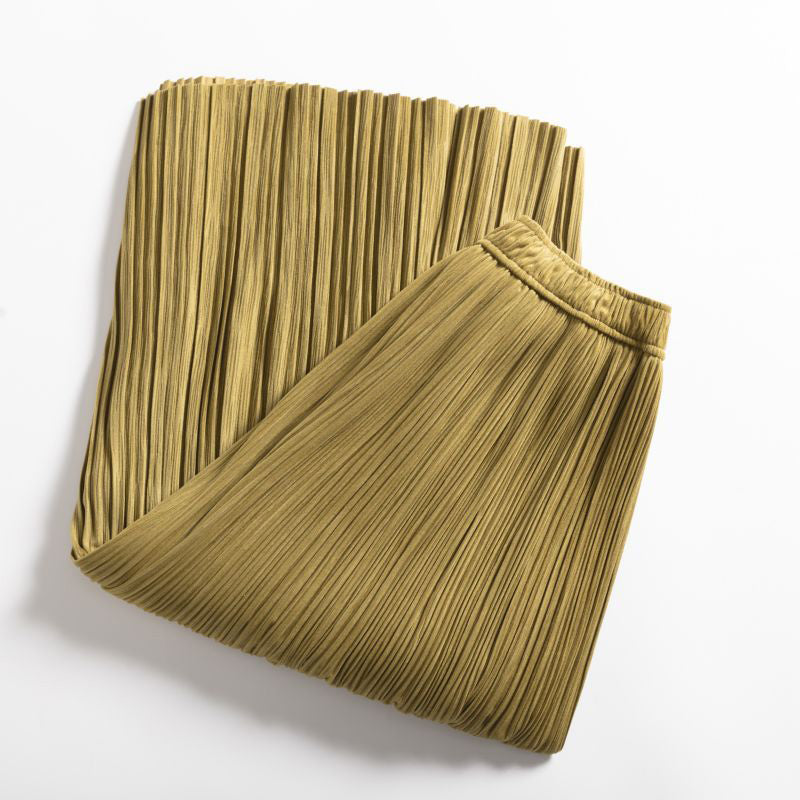 High-waisted long pleated skirt 